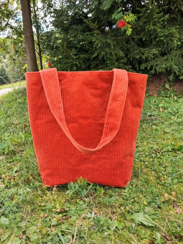 Manšestrová taška cihlová II